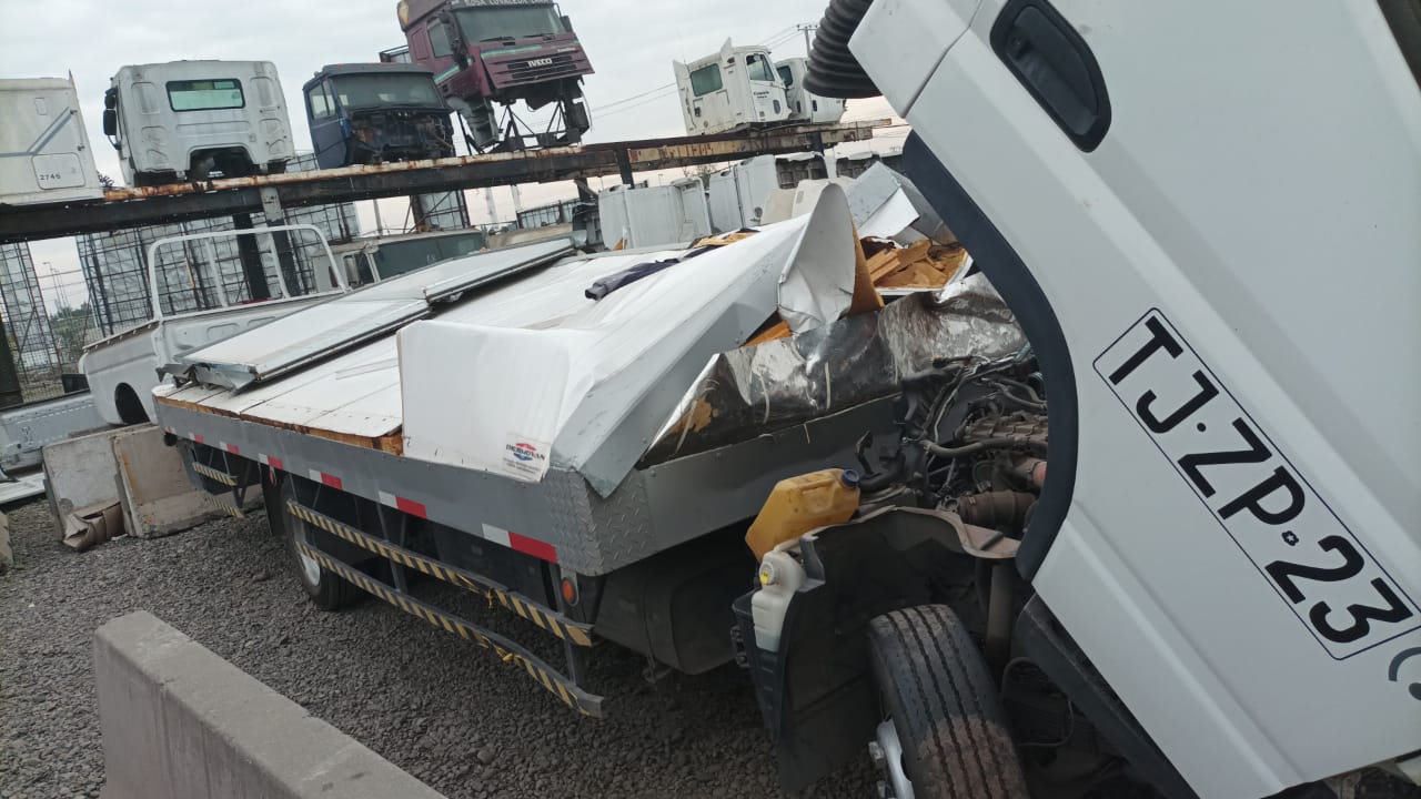  Mitsubishi FUSO CANTER 915 2016    EN DESARME